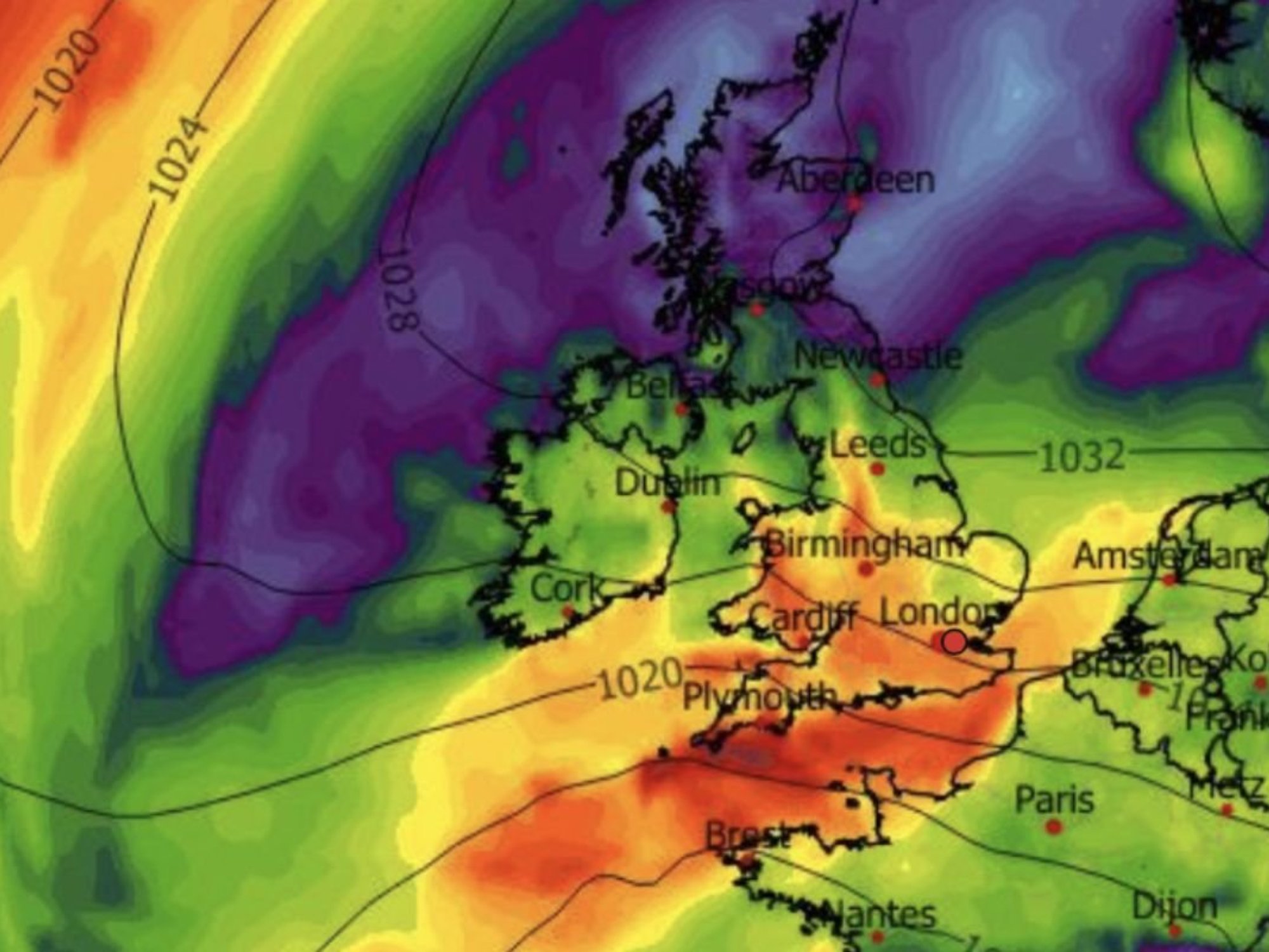 UK weather: Britons to bask in 48 hours of sunshine before sweeping 'anticyclonic' pressure hits