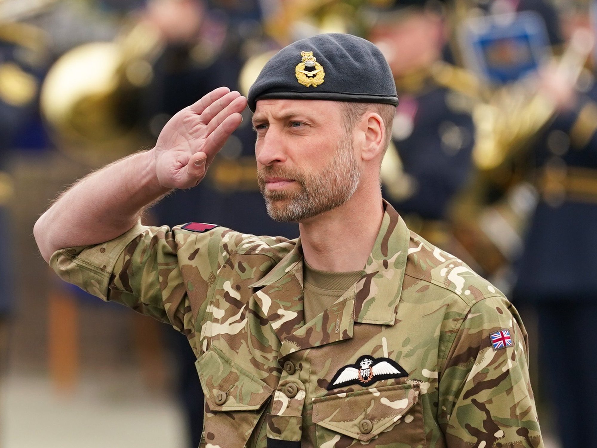 Prince William says he would return to the RAF 'in a heartbeat'