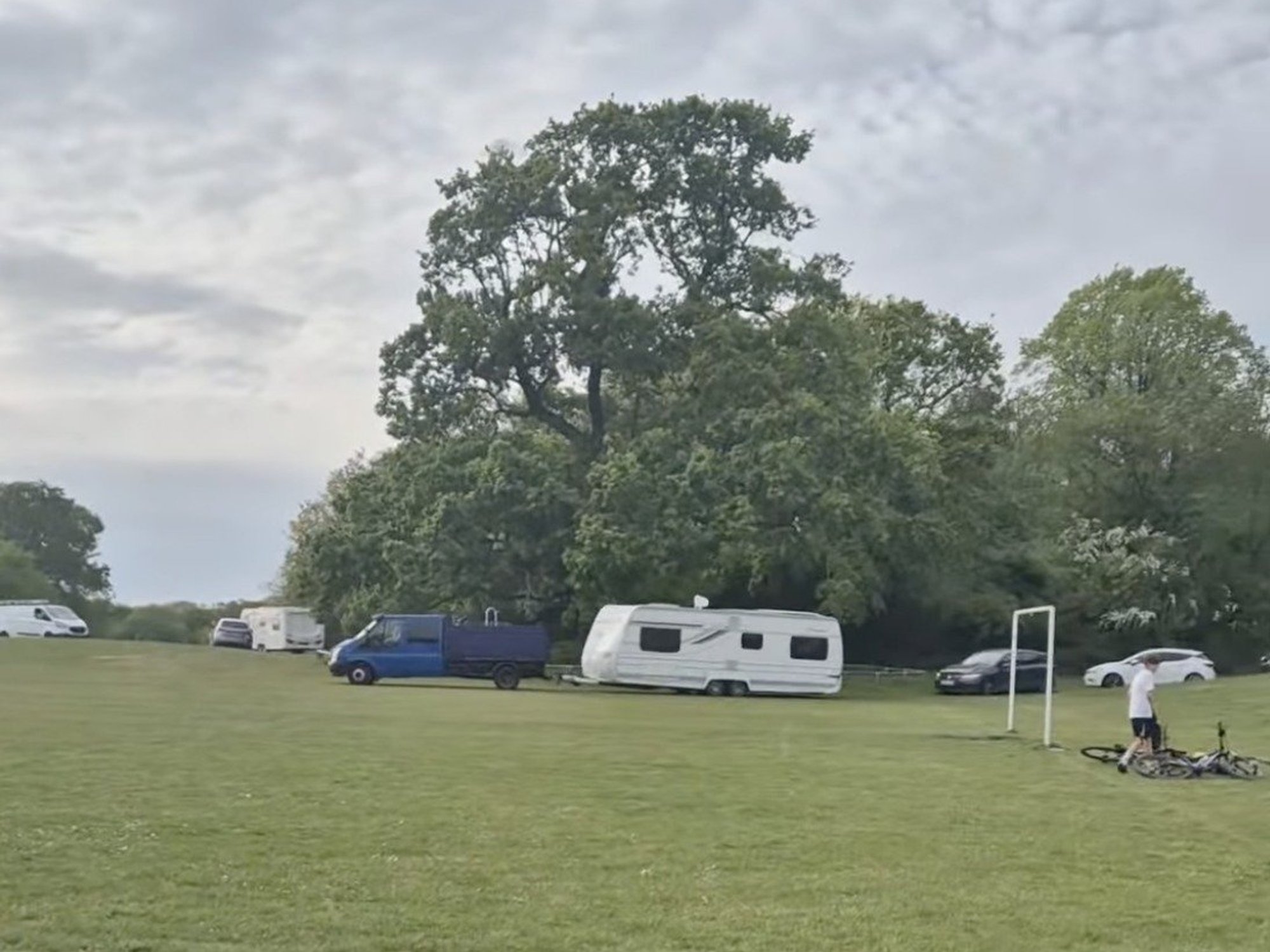 Teenagers confront travellers outside school as police called following major incident