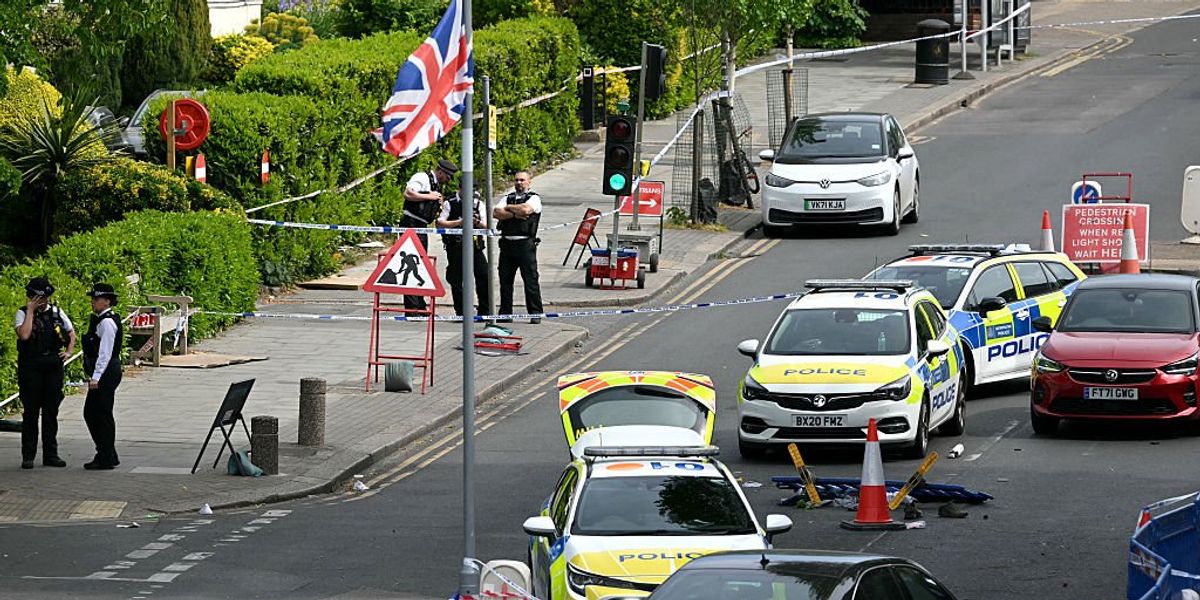 UK terror threat level raised to ‘severe’ after London stabbings UK terror threat level raised to ‘severe’ after London stabbings