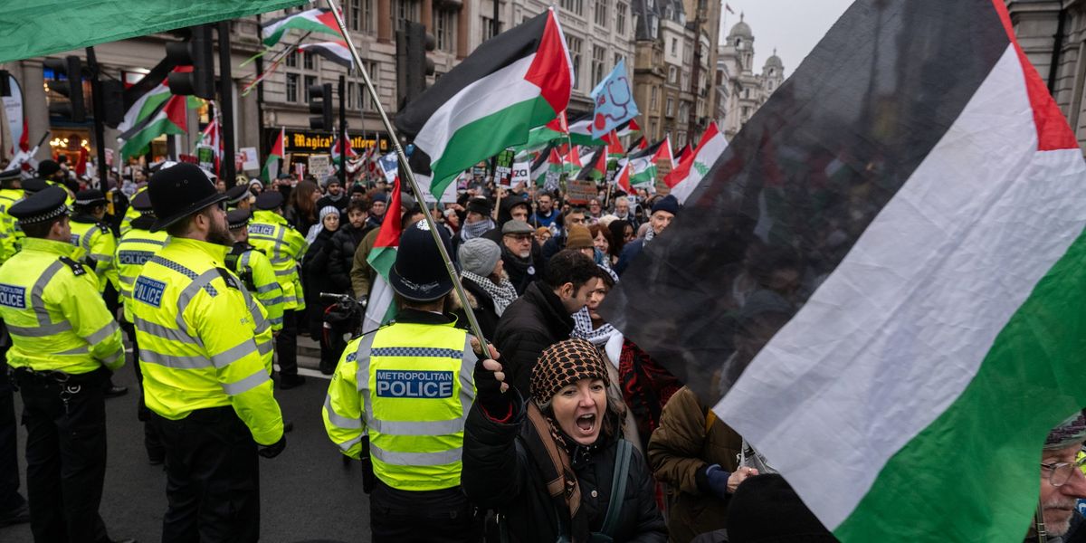 Met Police launch review into possible pro-Palestine march ban in wake of stabbings targeting Jewish community Met Police launch review into possible pro-Palestine march ban in wake of stabbings targeting Jewish community