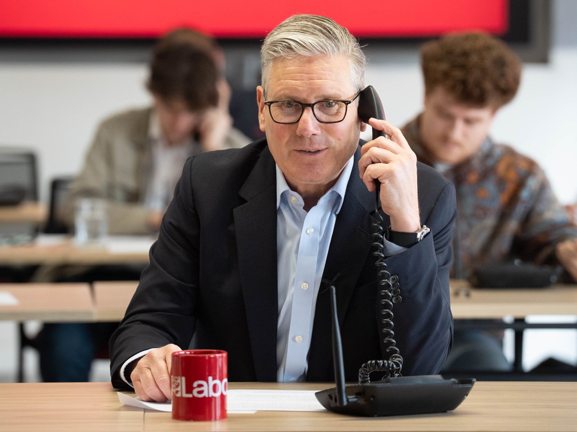 Keir Starmer calls voters directly as Labour leaflets feature Andy Burnham over PM