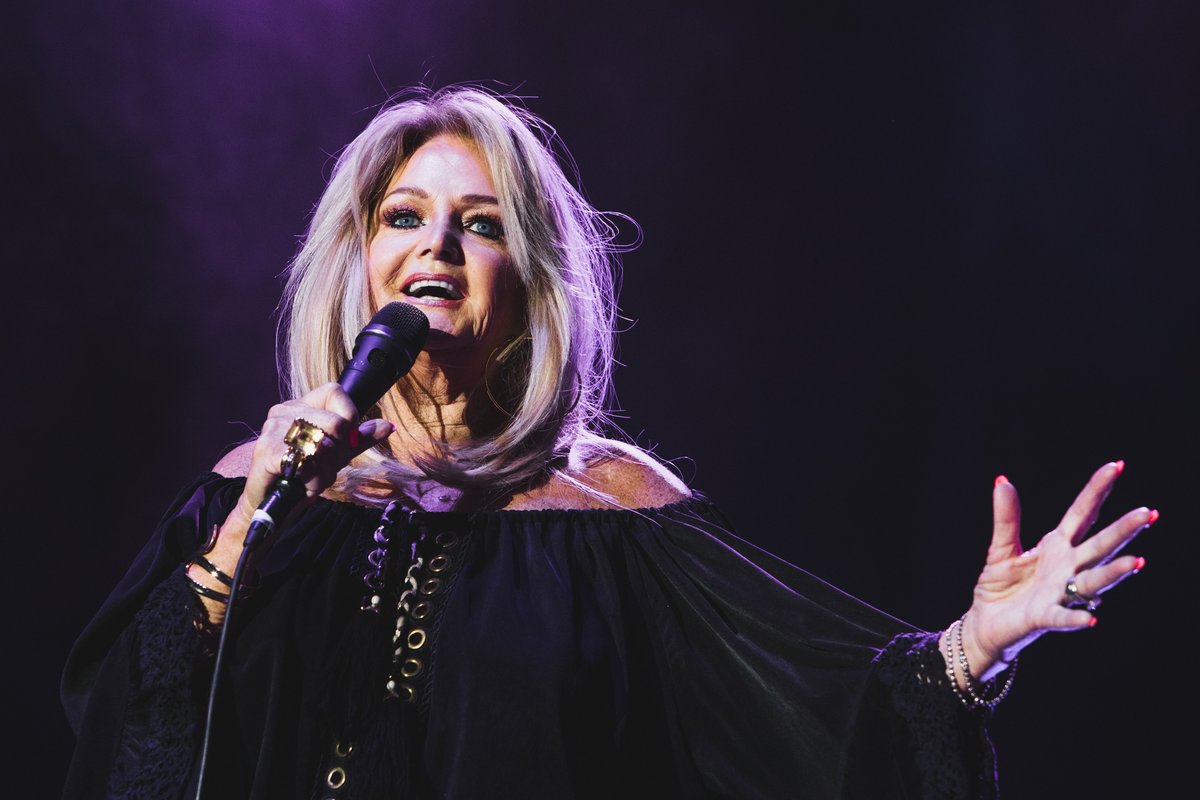 Bonnie Tyler, 74, rushed to hospital for emergency surgery