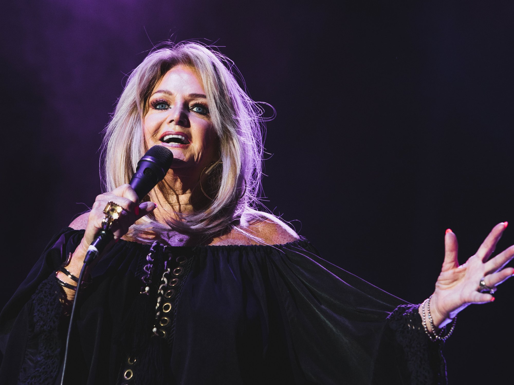 Bonnie Tyler, 74, rushed to hospital for emergency surgery