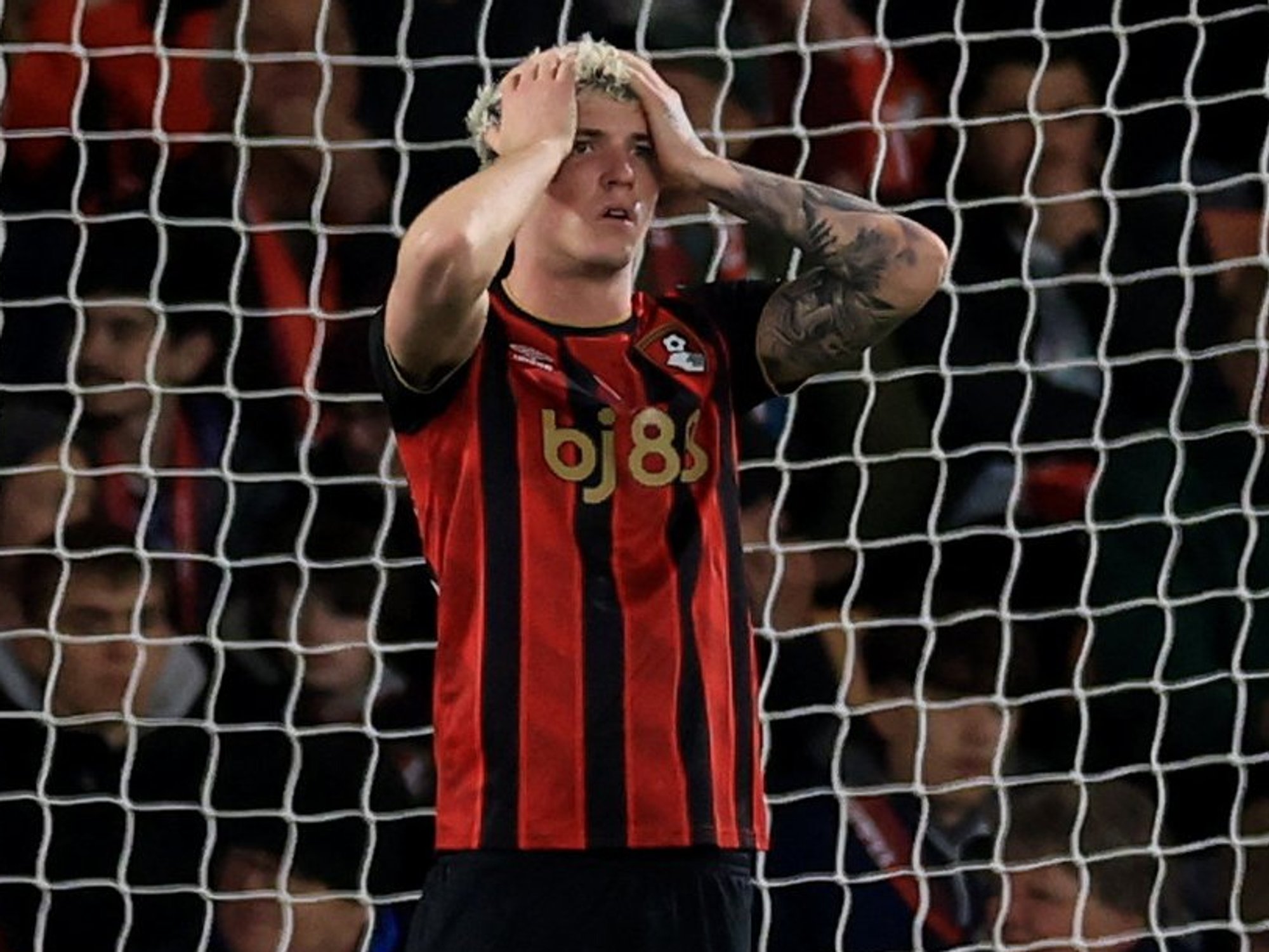 Bournemouth suspend Alex Jimenez as statement released over social media posts