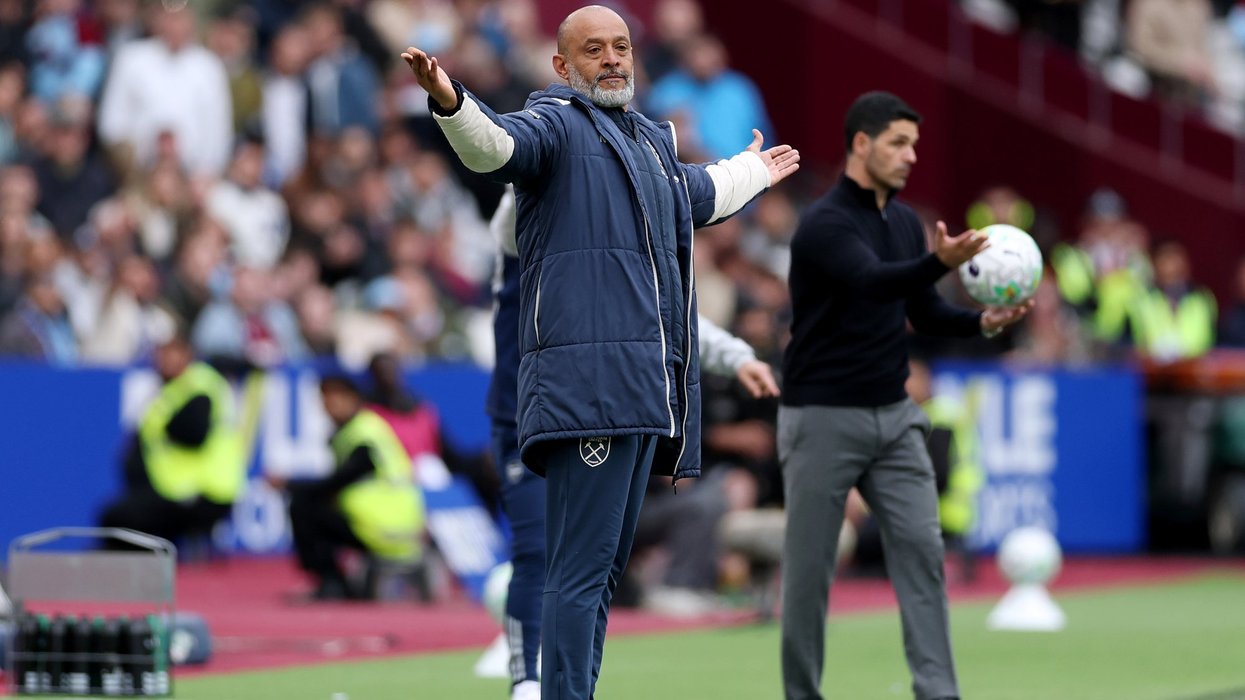 West Ham manager rages at VAR after late goal disallowed against Arsenal
