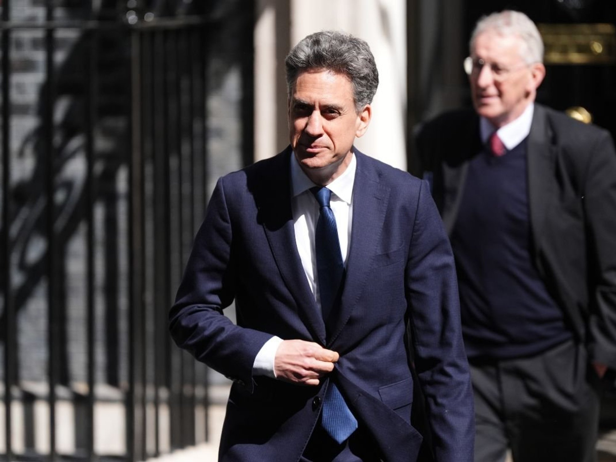 Ed Miliband to challenge Wes Streeting in race to replace Keir Starmer as PM prepares for showdow...