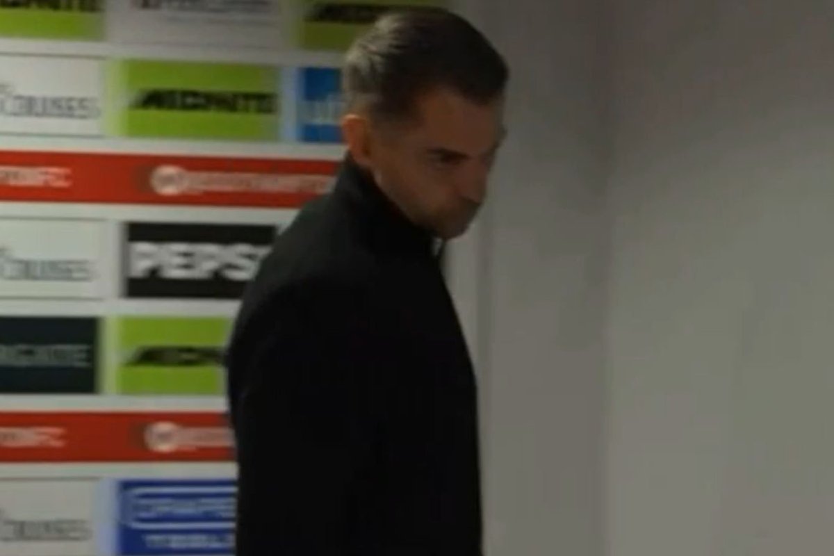 Southampton boss storms out of press conference after 'cheat' question following Middlesbrough play-off win