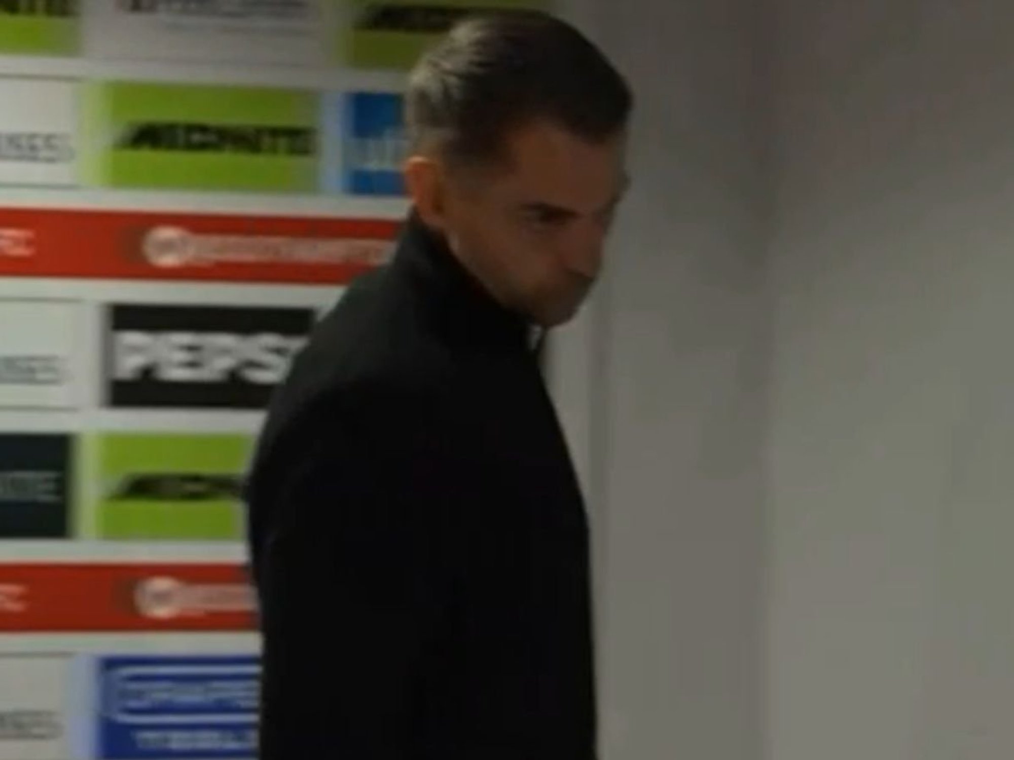 Southampton boss storms out of press conference after 'cheat' question following Middlesbrough pl...