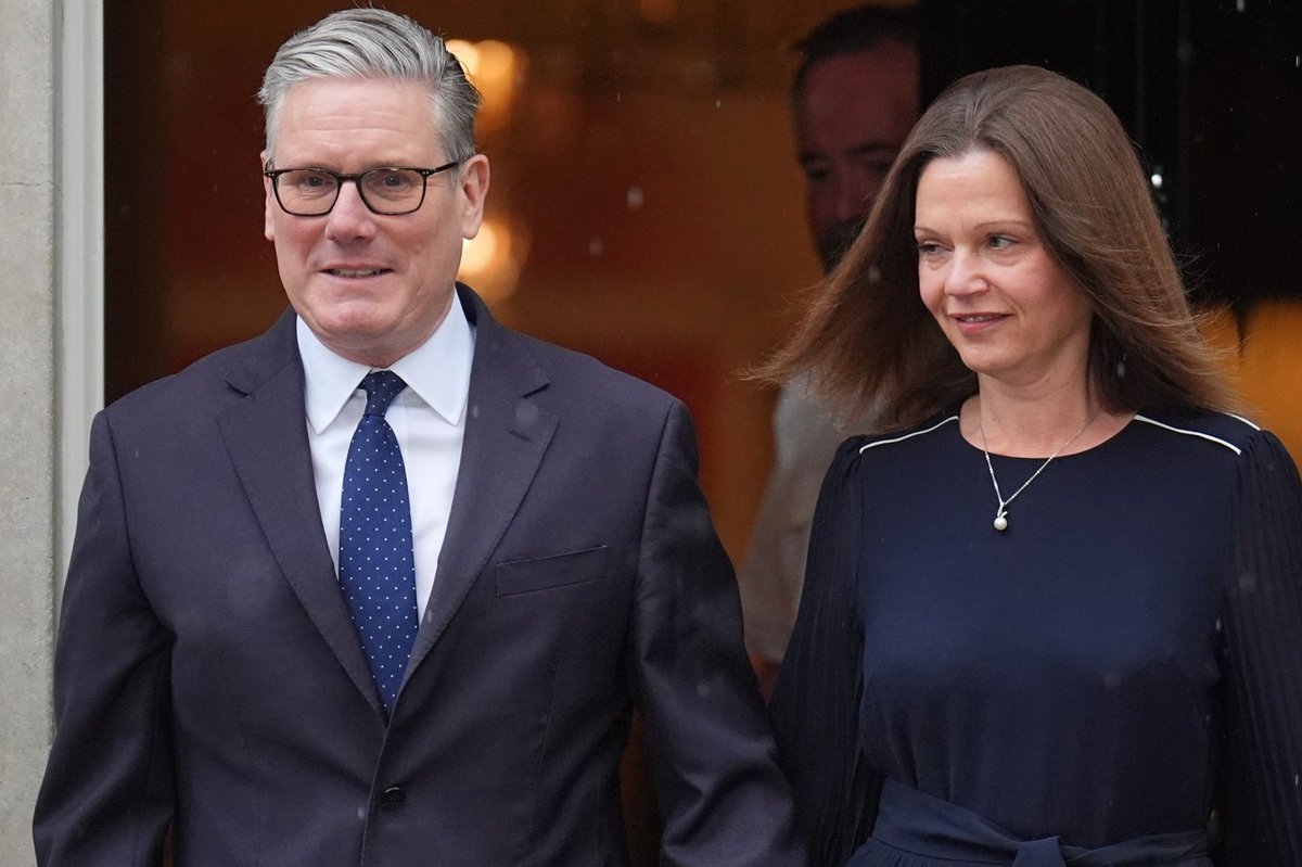 Keir Starmer braces for no-confidence vote as Labour MPs told: 'This farce must end!'