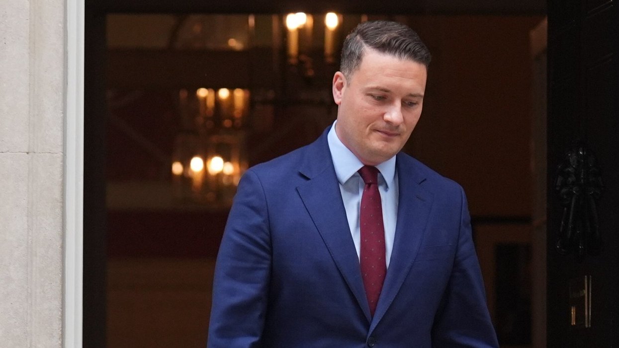 Wes Streeting 'preparing to resign' as Keir Starmer dealt leadership blow moments before King's Speech
