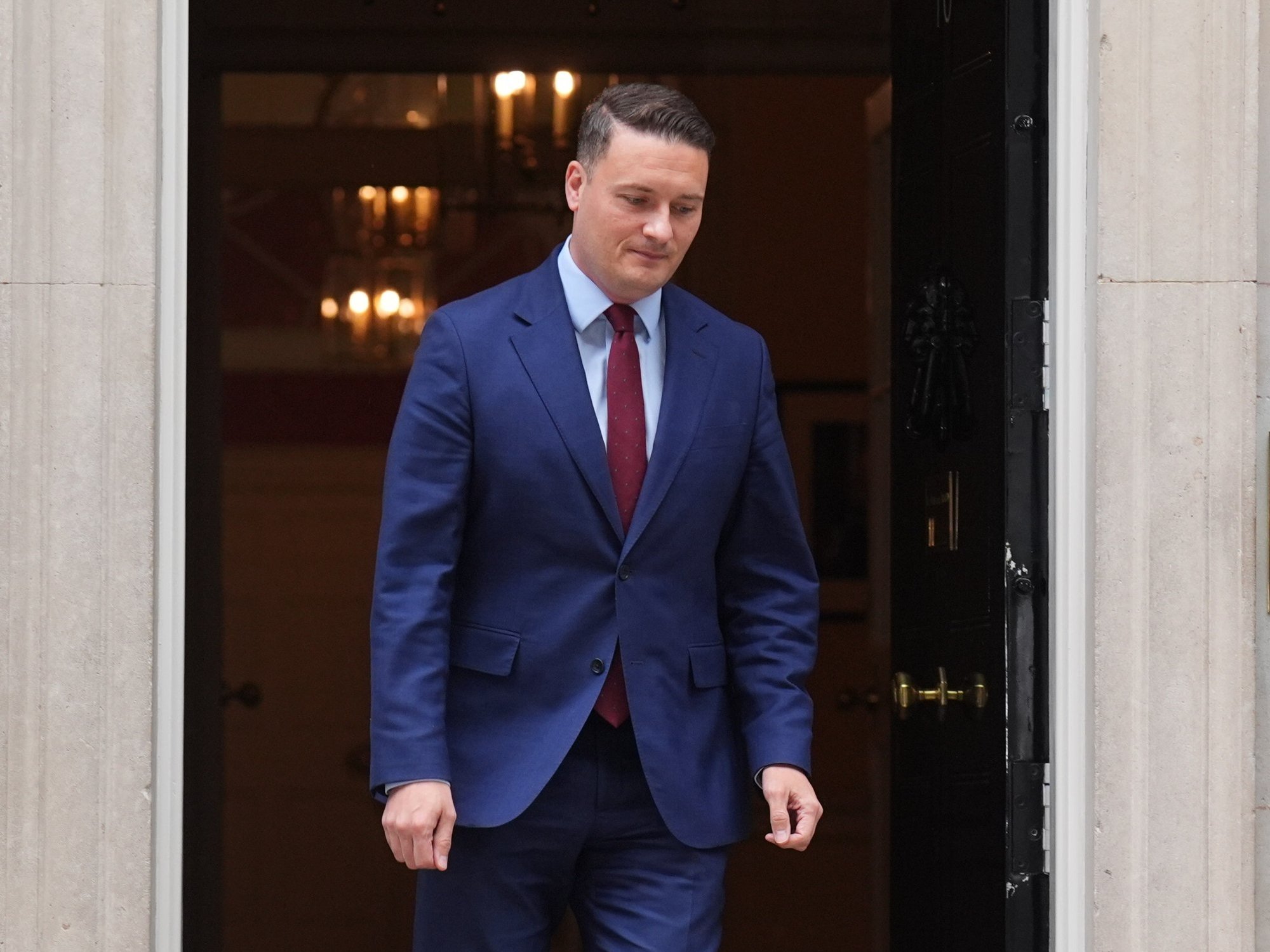Wes Streeting 'preparing to resign' as Keir Starmer dealt leadership blow moments before King's Speech
