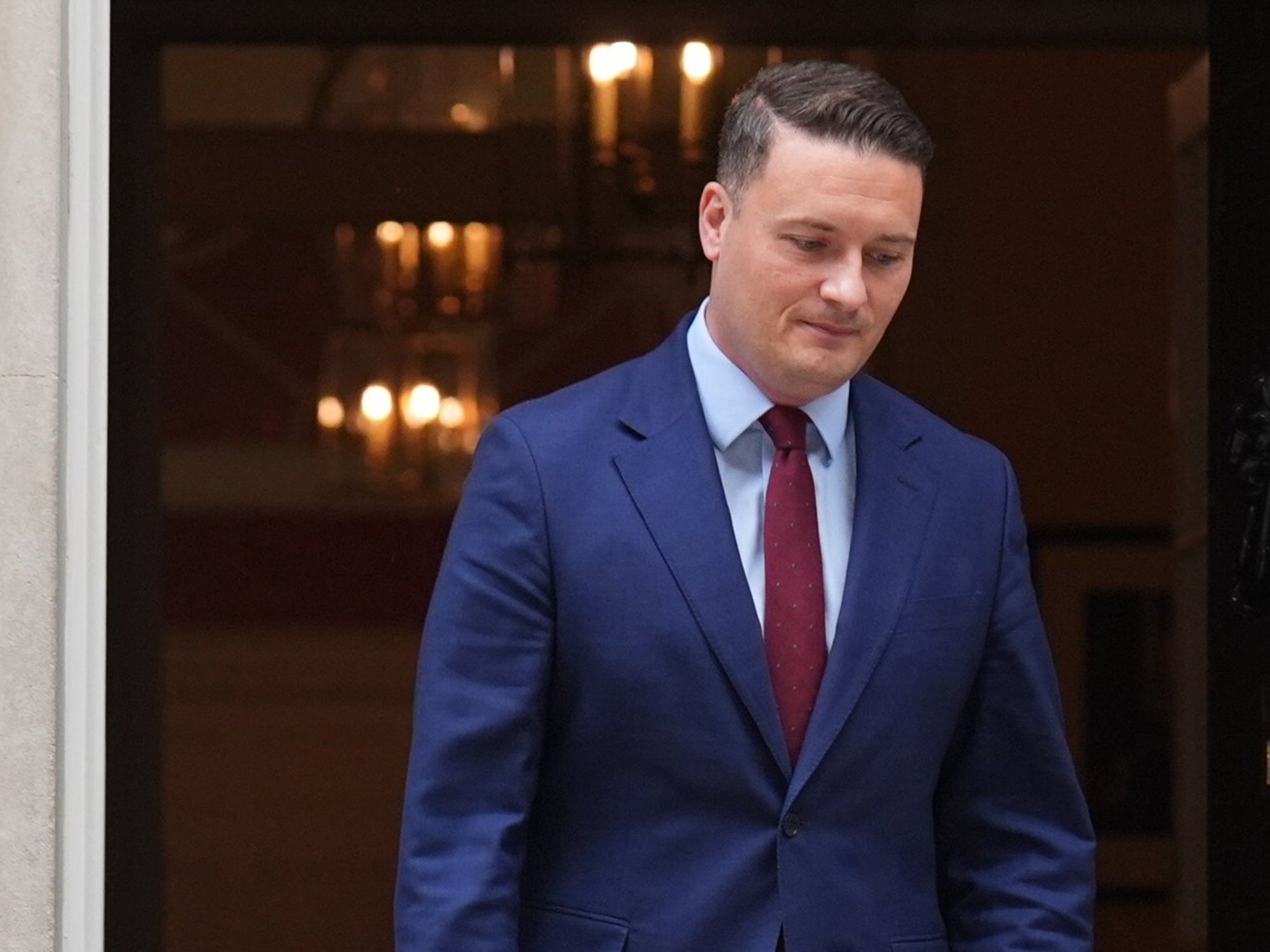Wes Streeting 'preparing to resign' as Keir Starmer dealt leadership blow moments before King's Speech