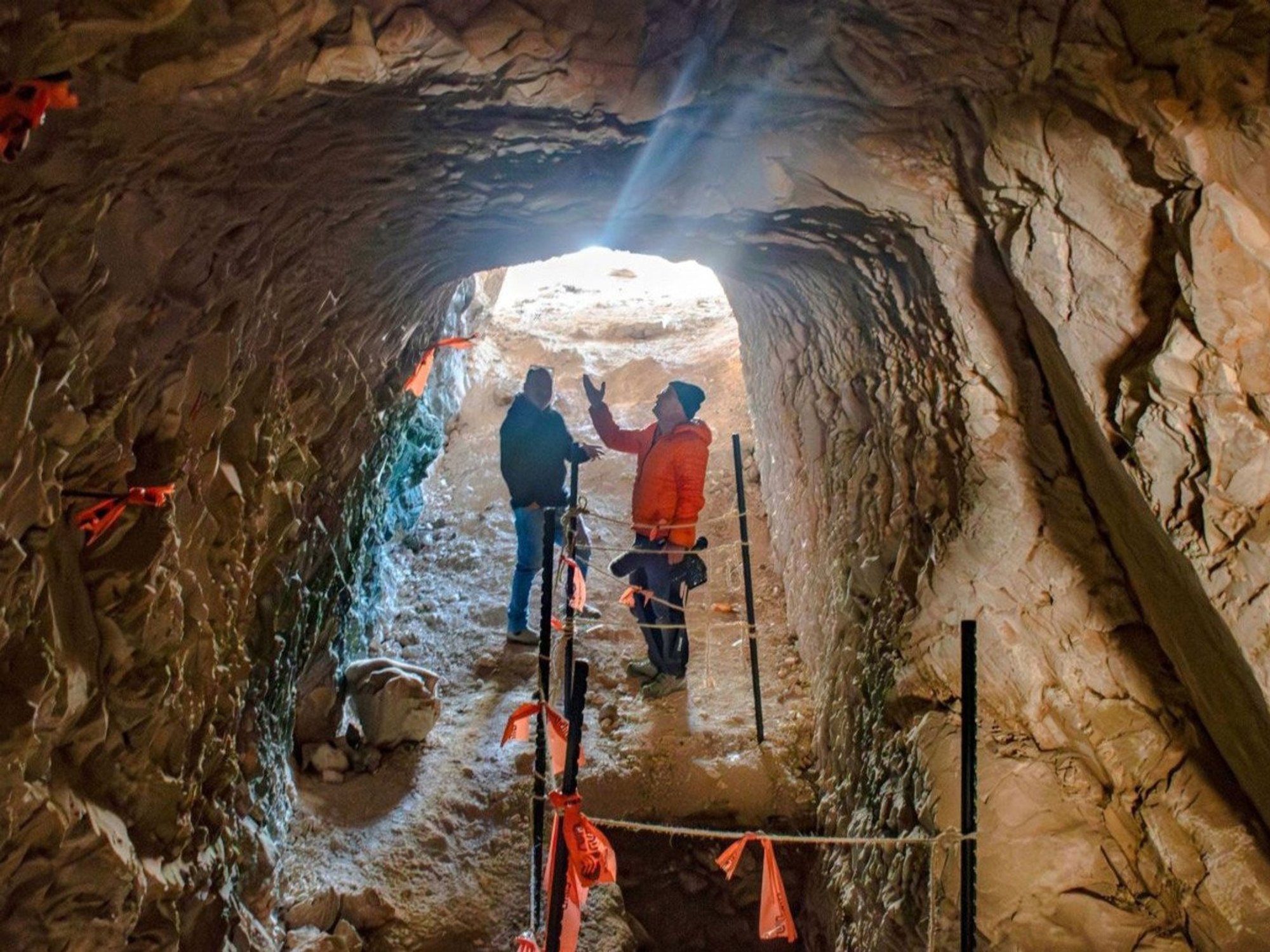 Mysterious underground tunnel found beneath Jerusalem leaves archaeologists stunned