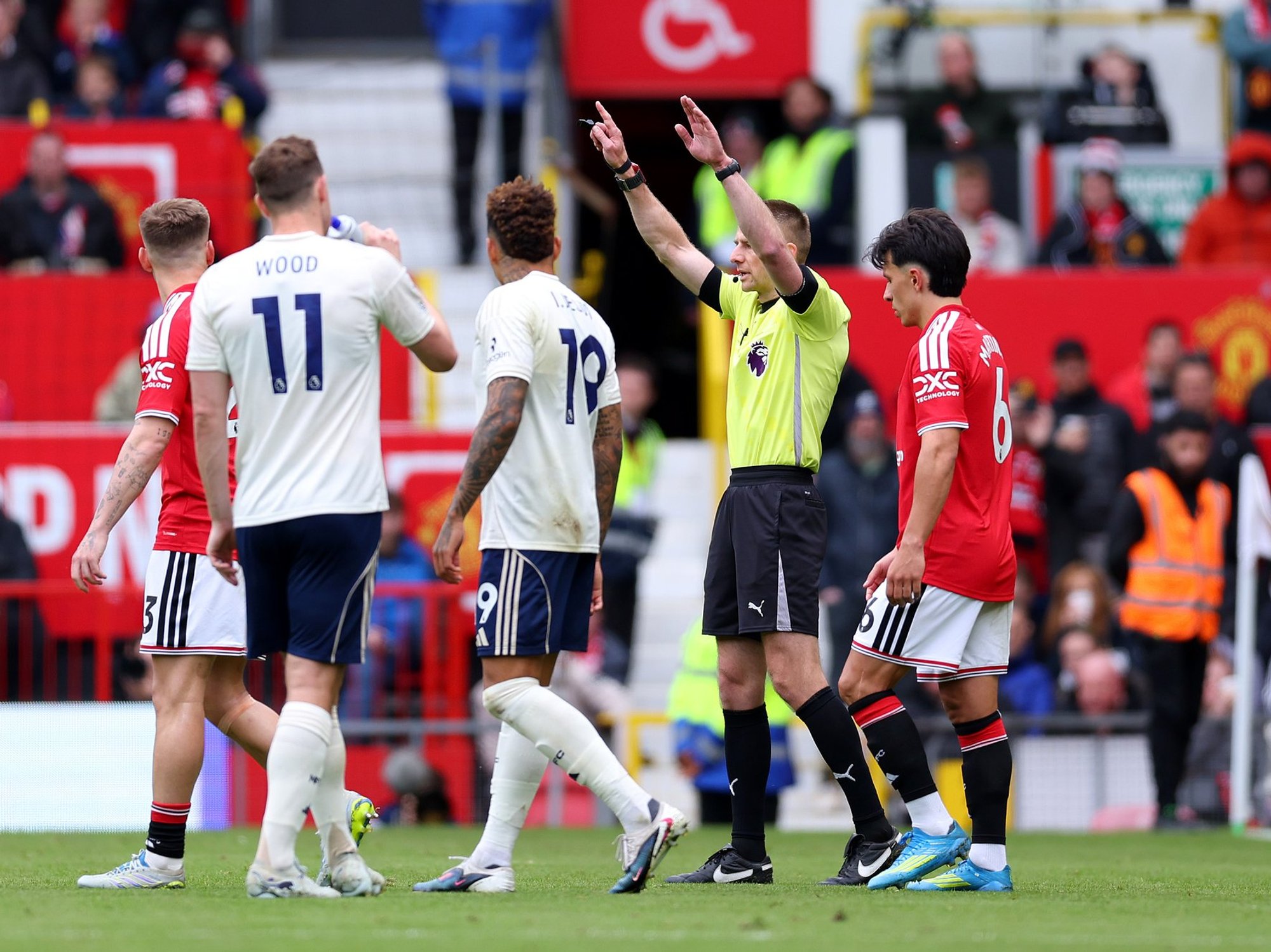 PGMO apologise to Nottingham Forest after scandalous decision against Manchester United