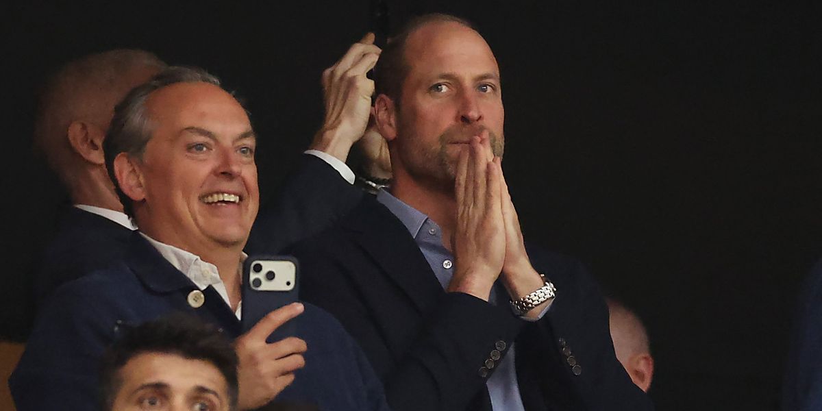 Prince William cuts nervy figure as he travels to Istanbul solo Prince William cuts nervy figure as he travels to Istanbul solo