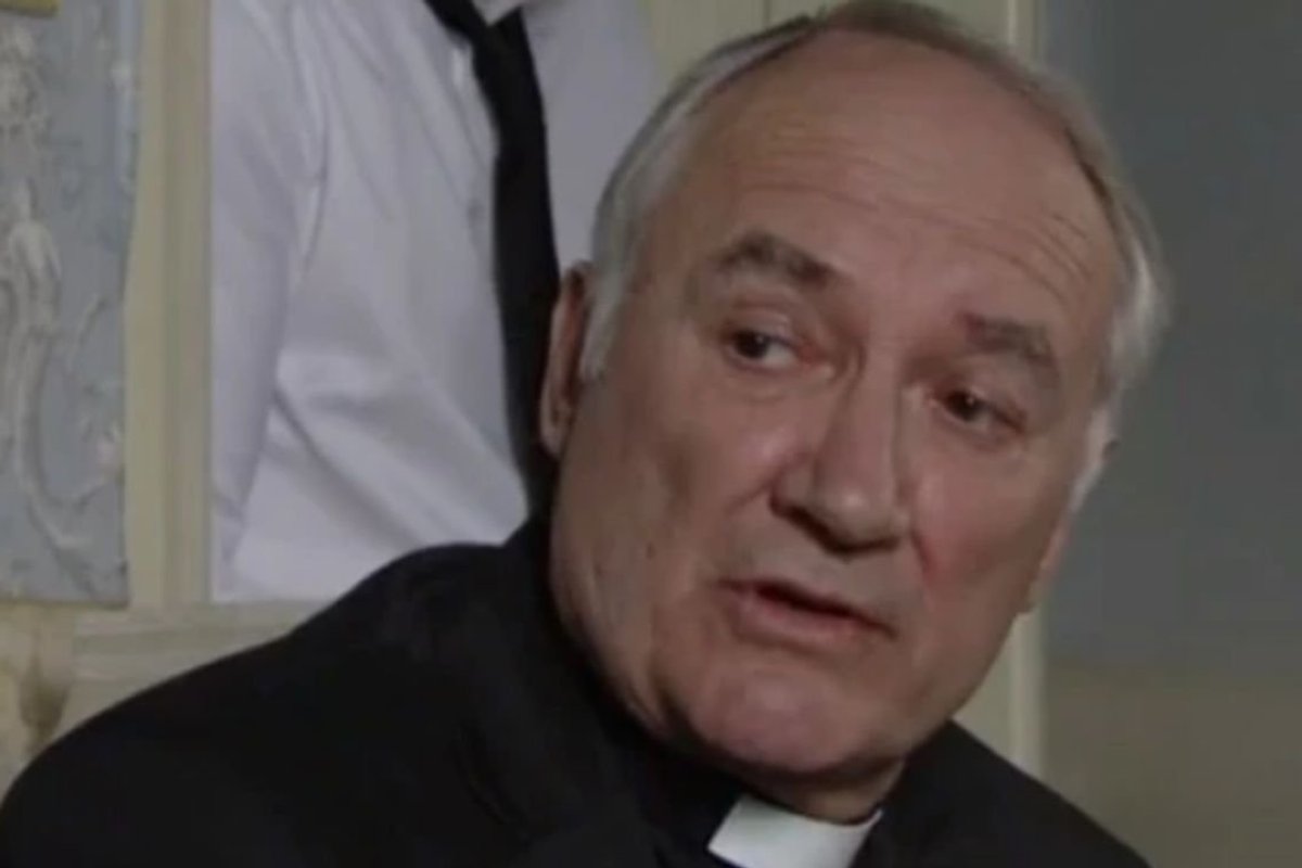 BBC EastEnders star Michael Keating dies at 79 as tributes flood in for 'wonderful man'