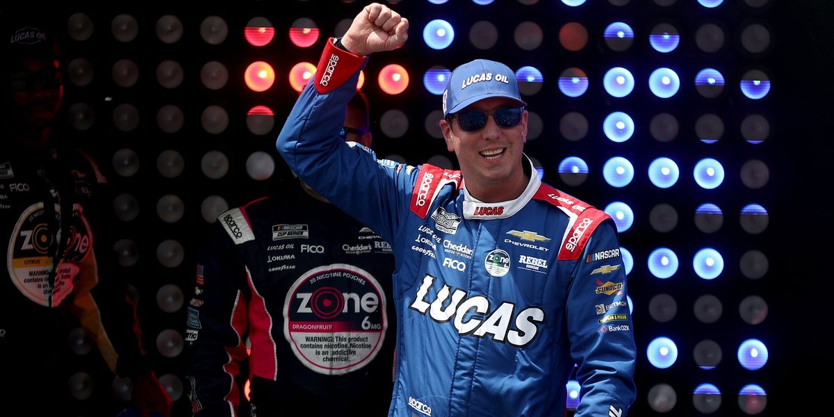 Shock as all-time Nascar great dies aged 41 just hours after pulling out of race Shock as all-time Nascar great dies aged 41 just hours after pulling out of race