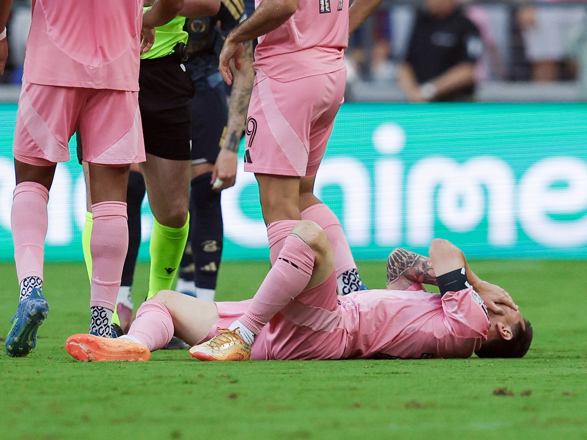 Lionel Messi injury update ahead of World Cup after 'serious' hamstring problem