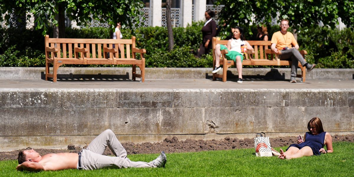 Met Office records hottest ever May day as 35C heatwave hits London Met Office records hottest ever May day as 35C heatwave hits London