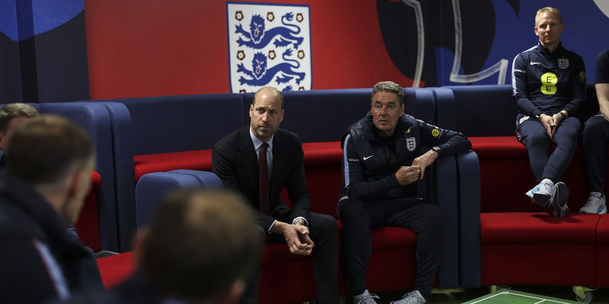 Prince William meets the unsung heroes of England’s footballing success Prince William meets the unsung heroes of England’s footballing success
