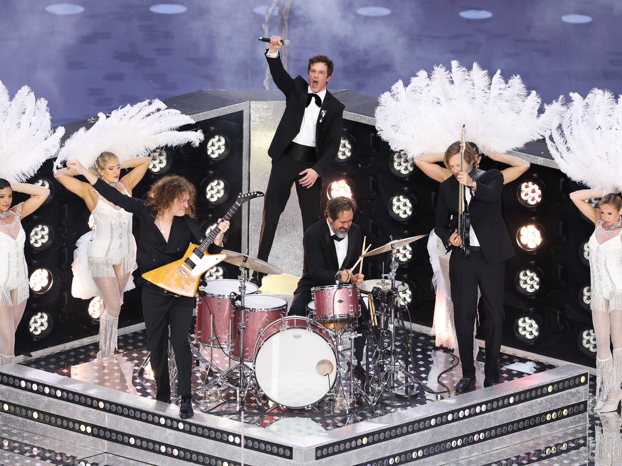 The Killers accused of miming before Arsenal and PSG Champions League final