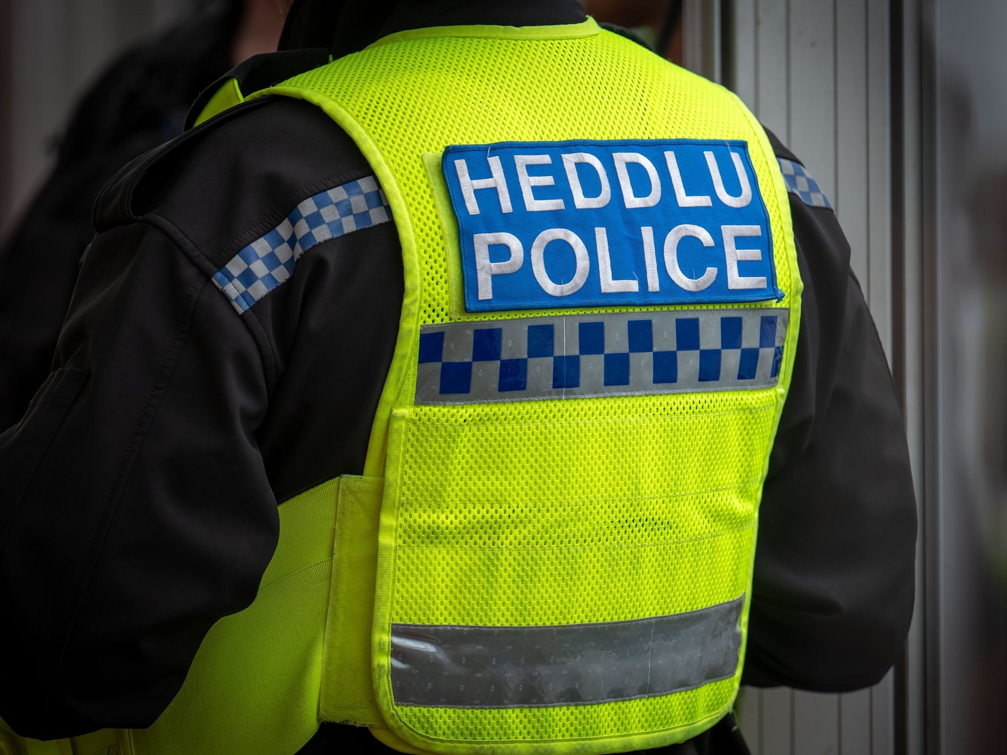 Police force orders officers to keep record of Britons' anti-Islam comments