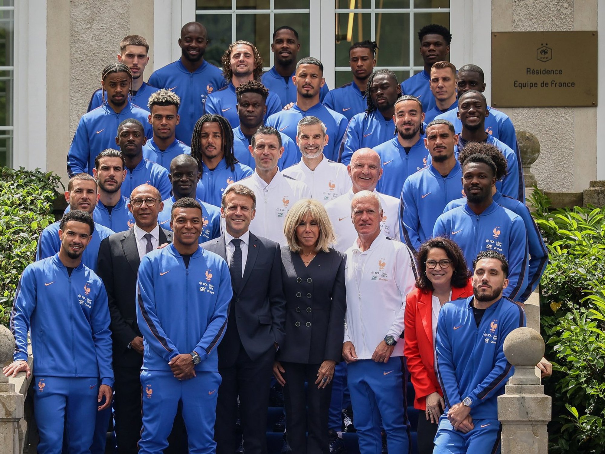 France stars left furious after Emmanuel Macron meeting as World Cup looms