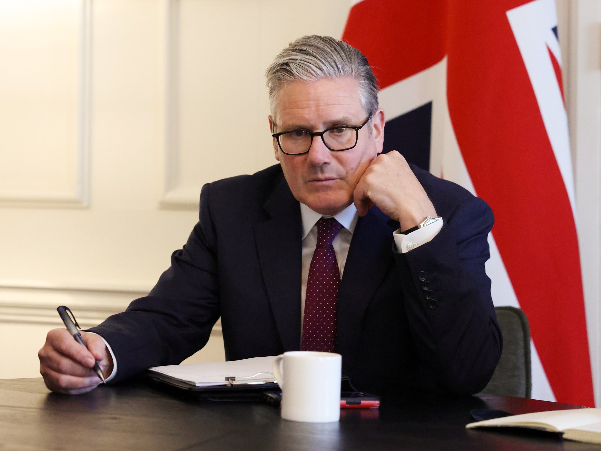 Keir Starmer could be forced to break silence on Chagos 'surrender' under bombshell new Bill