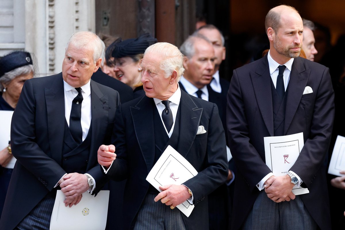 Bombshell housing revelations are damaging for multiple branches of the Royal Family tree