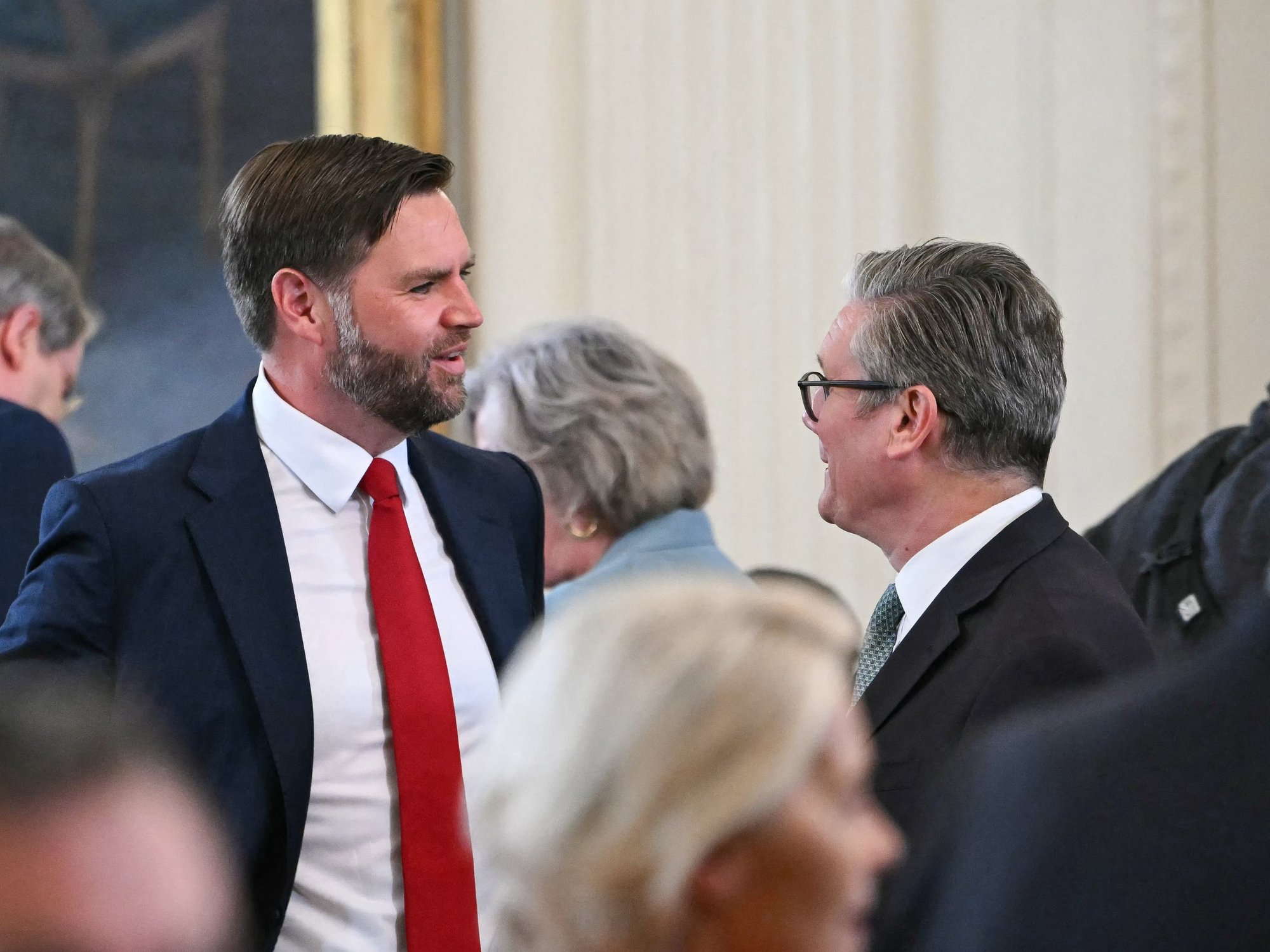 Keir Starmer hits back at JD Vance for 'stirring up division' after he pointed to 'migrant invasi...