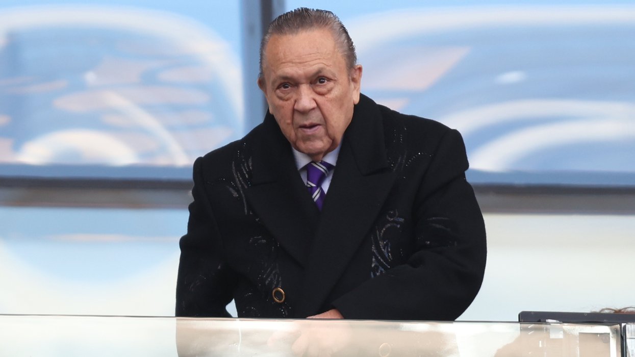 David Sullivan quits West Ham after being made aware of 'serious historic allegations'