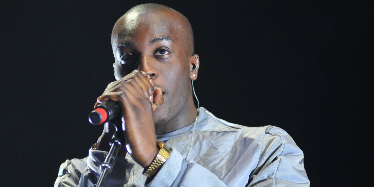Grammy-winning British singer-songwriter dies aged 35 following horror knife attack in London Grammy-winning British singer-songwriter dies aged 35 following horror knife attack in London