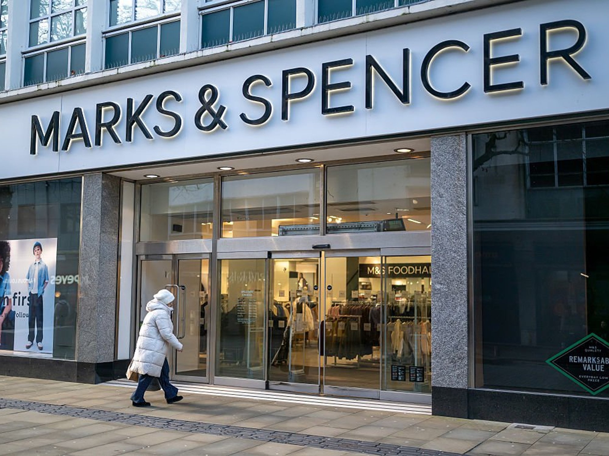 Marks & Spencer launches traineeship for 1,000 young people without degrees amid youth unemployme...