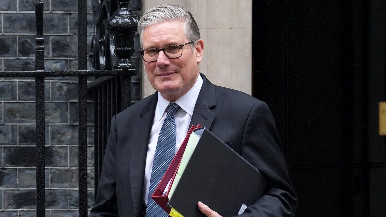 Keir Starmer leaves door open to rejoin EU as No10 pledges Brexit red lines only 'stand for this ...