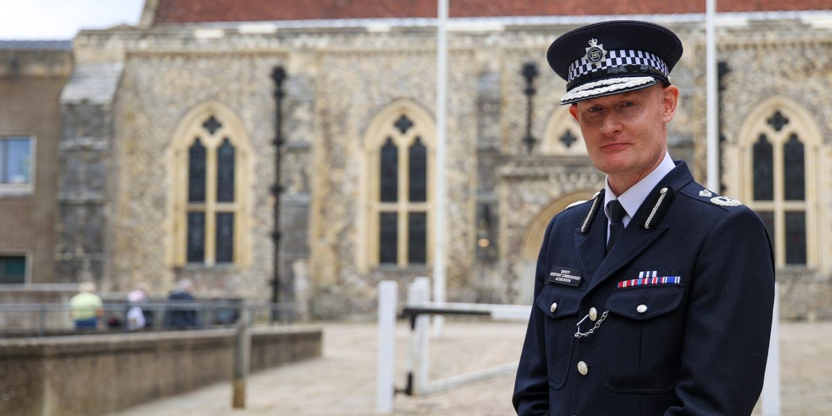Hampshire’s police chief should be banished as far away from policing as possible – Peter Bleksley Hampshire’s police chief should be banished as far away from policing as possible – Peter Bleksley