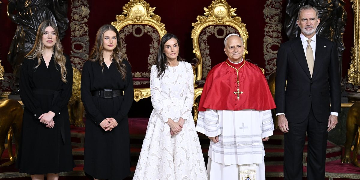 Royal Family welcome Pope Leo during special ceremony at Madrid’s Royal Palace Royal Family welcome Pope Leo during special ceremony at Madrid’s Royal Palace