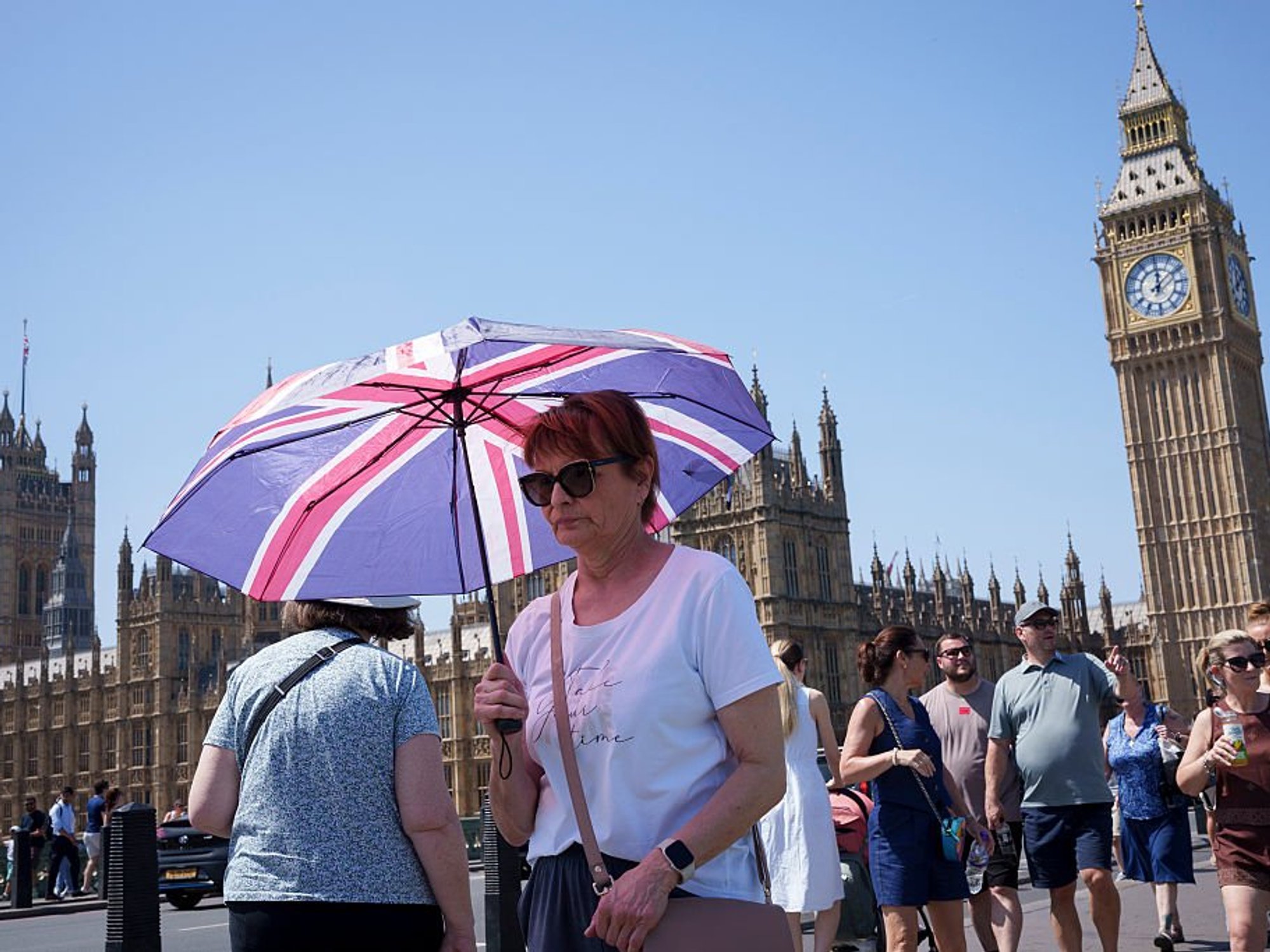 Britain could be days away from next official heatwave with temperatures hitting 35C, forecasters predict