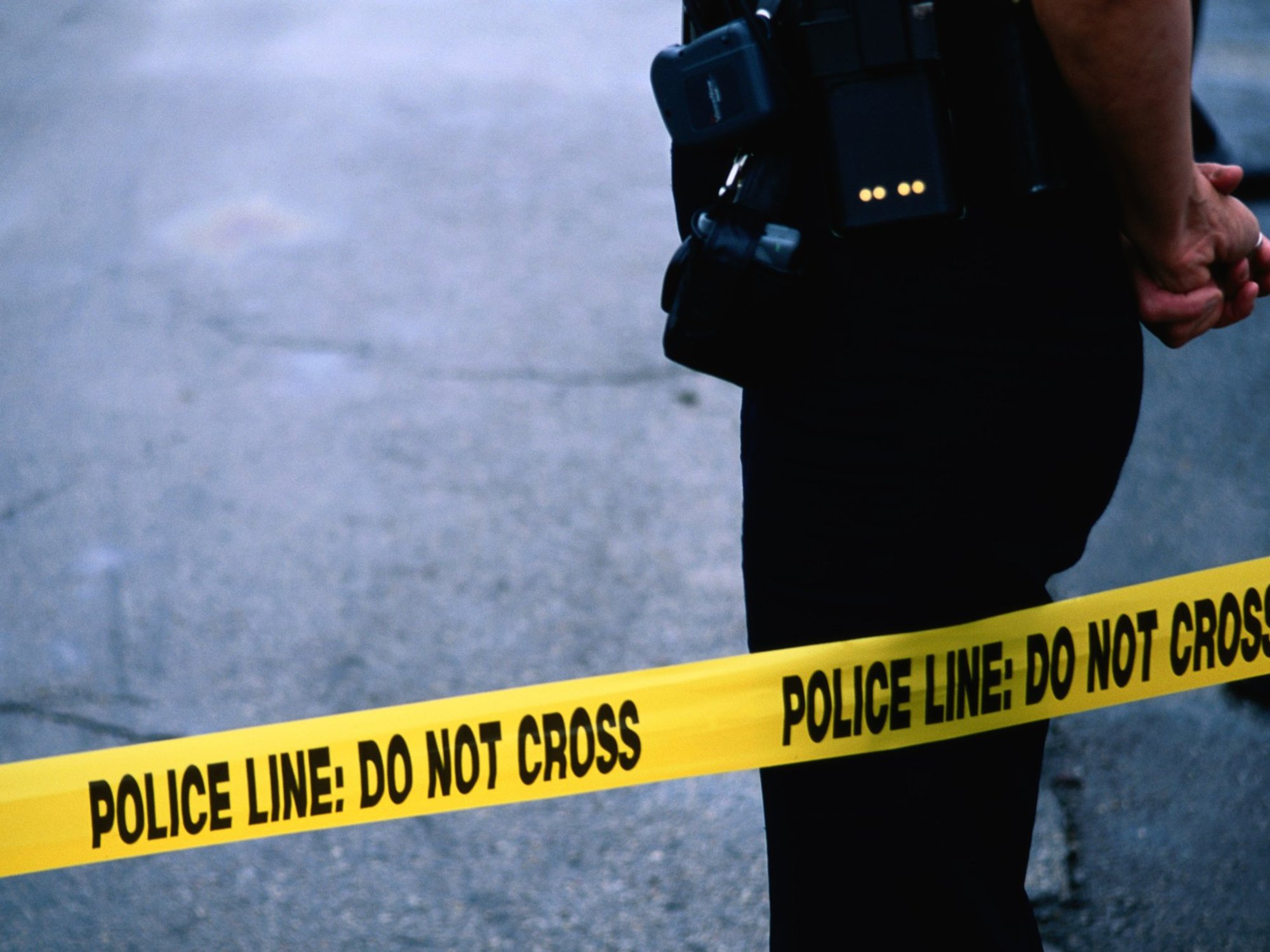 Texas shooting leaves one dead and 10 injured with suspect barricaded in building