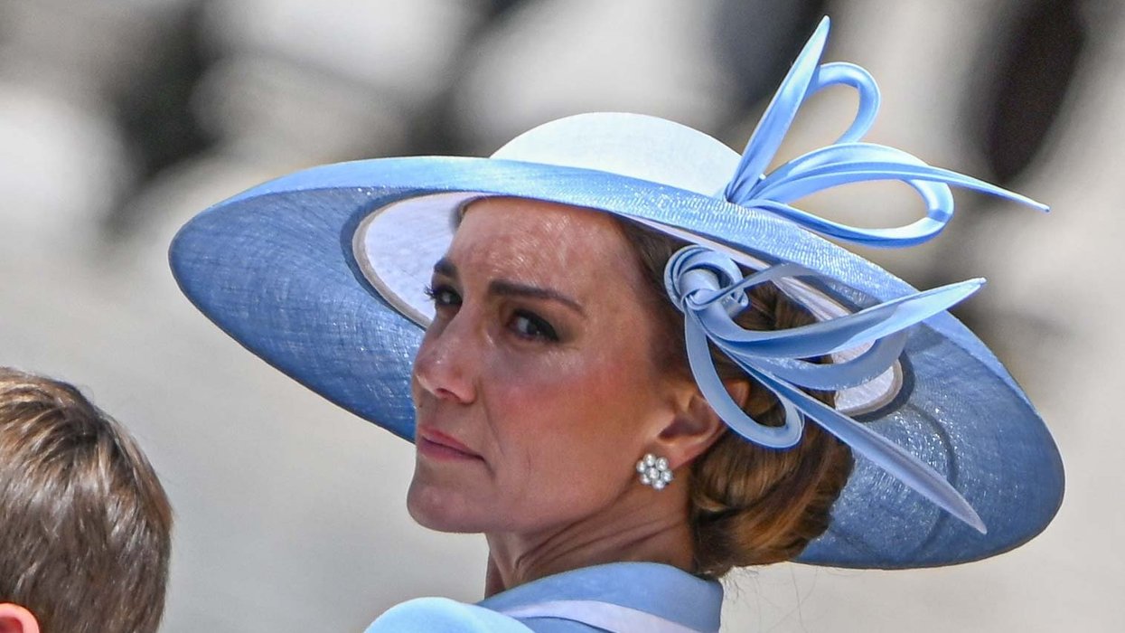 Princess of Wales's icy glare at anti-monarchy protesters who booed her, George, Charlotte and Louis