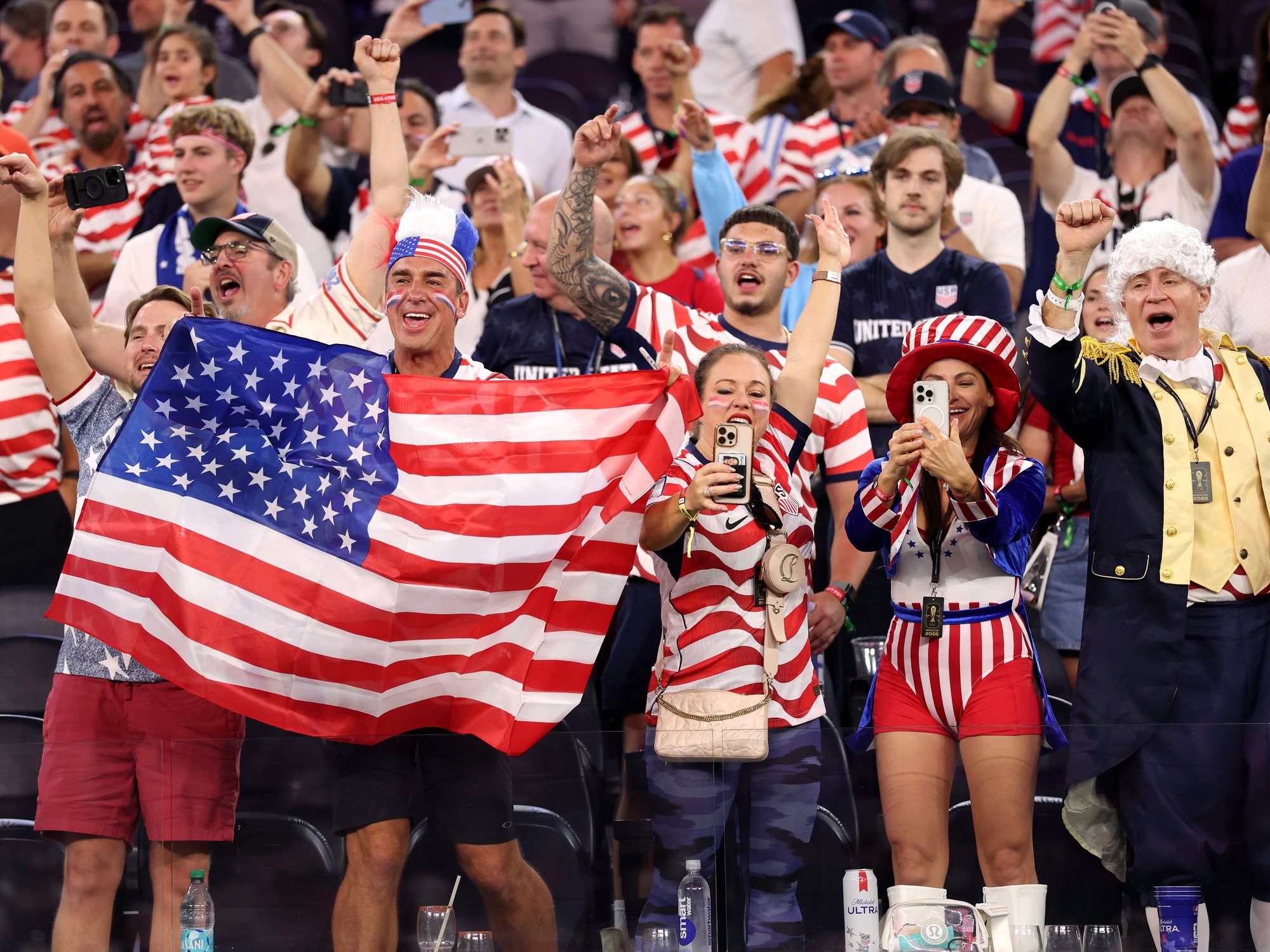 American fans mocked over World Cup chants as NFL stars weigh in