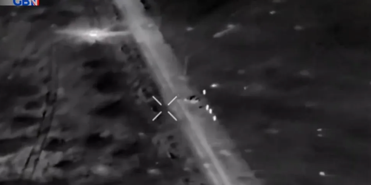 NextImg:WATCH: Russian military 'scatter' after brutal Ukrainian attack