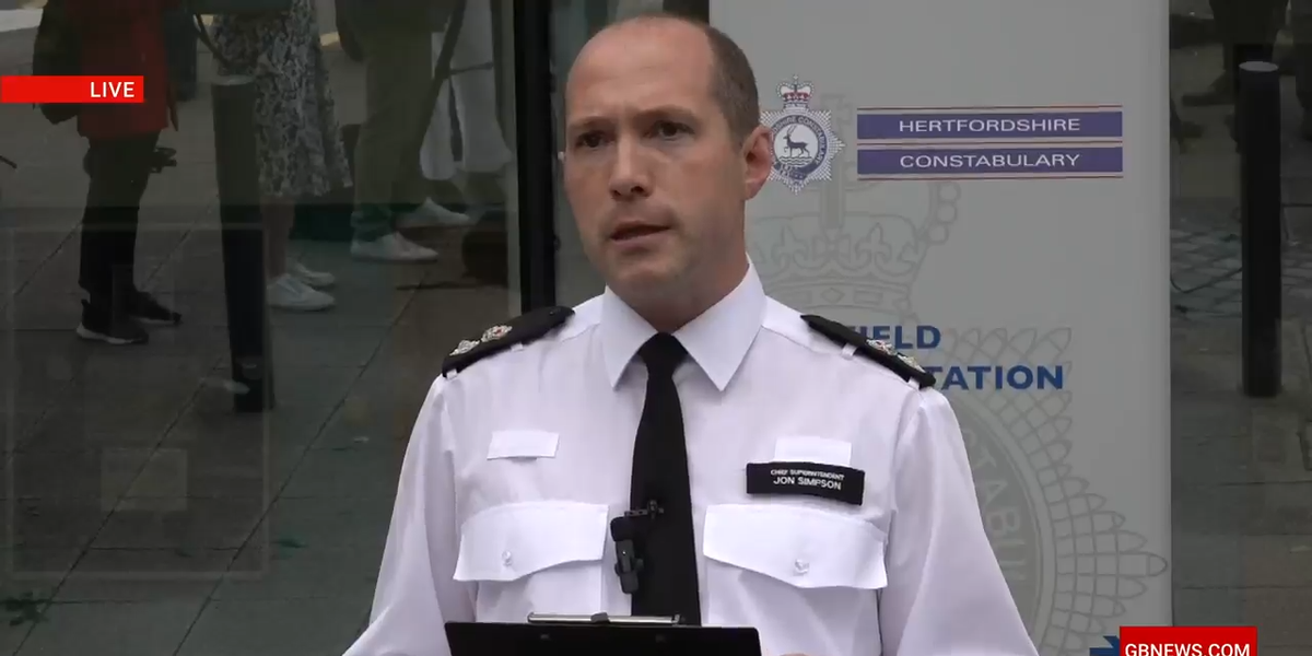 Kyle Clifford: Police issue urgent appeal as they hunt down triple murder suspect – ‘Do not approach