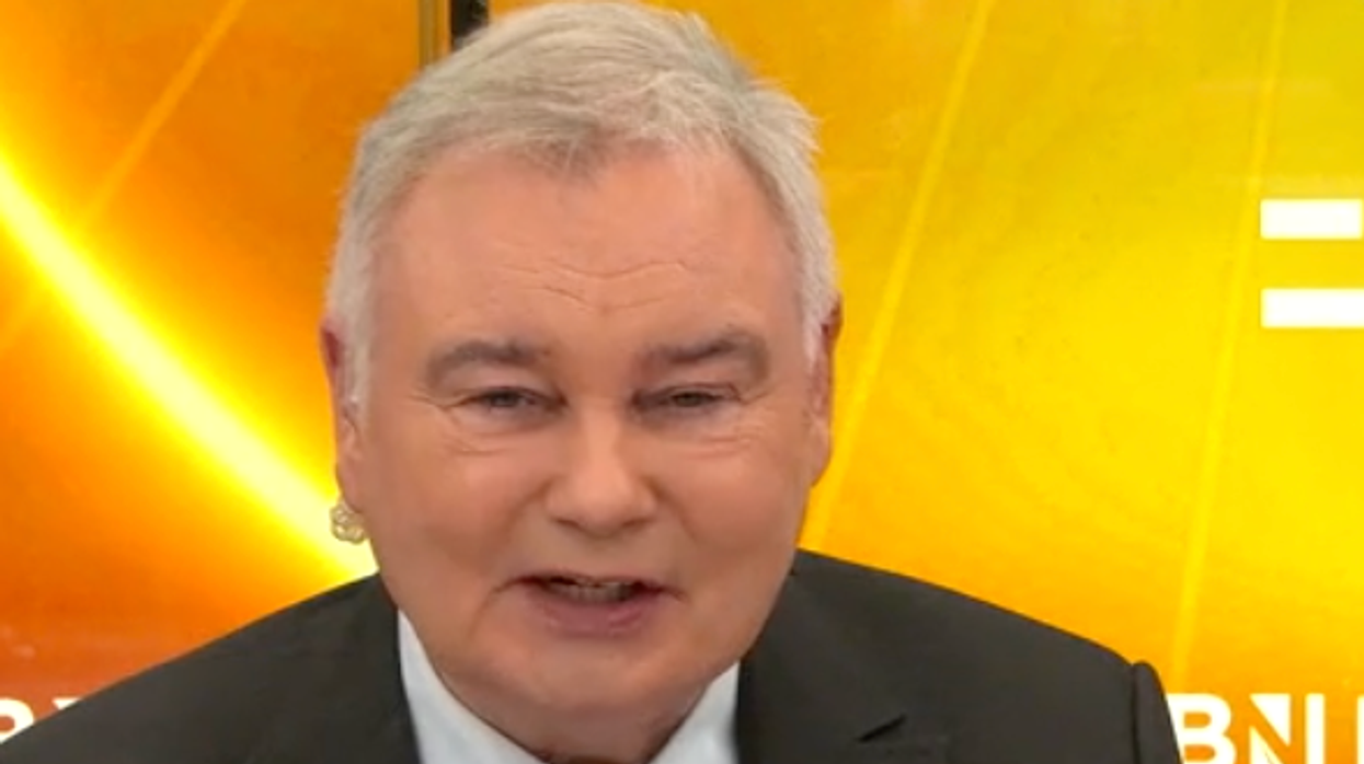 'Grow a pair!' Eamonn Holmes lashes out at Keir...