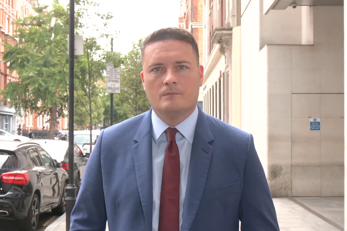 WATCH: Wes Streeting quizzed on whether Keir Starmer should 'resign...