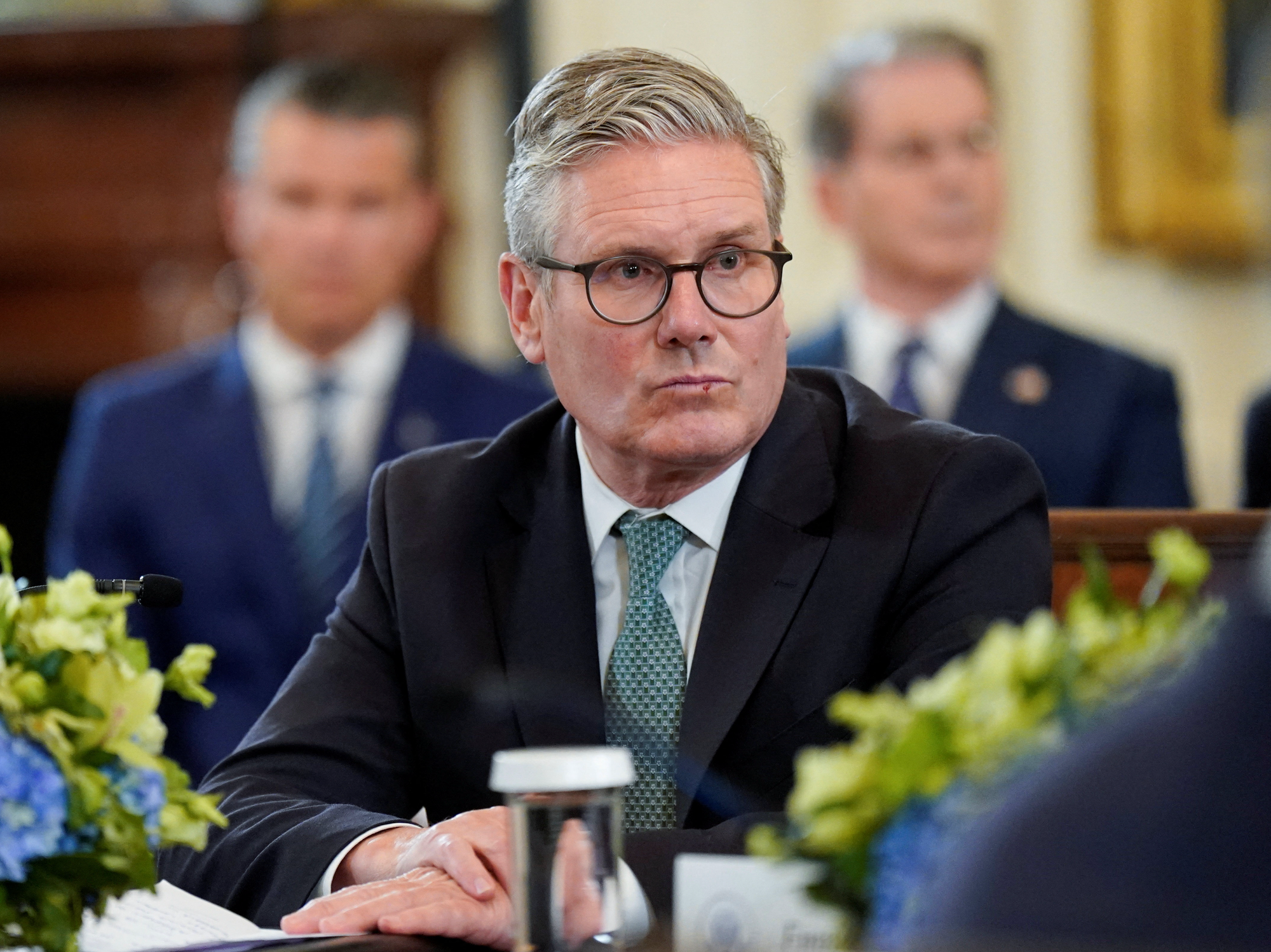 Keir Starmer calls for 'strong' security guarantees for 'Ukraine and UK' as White House meeting c...