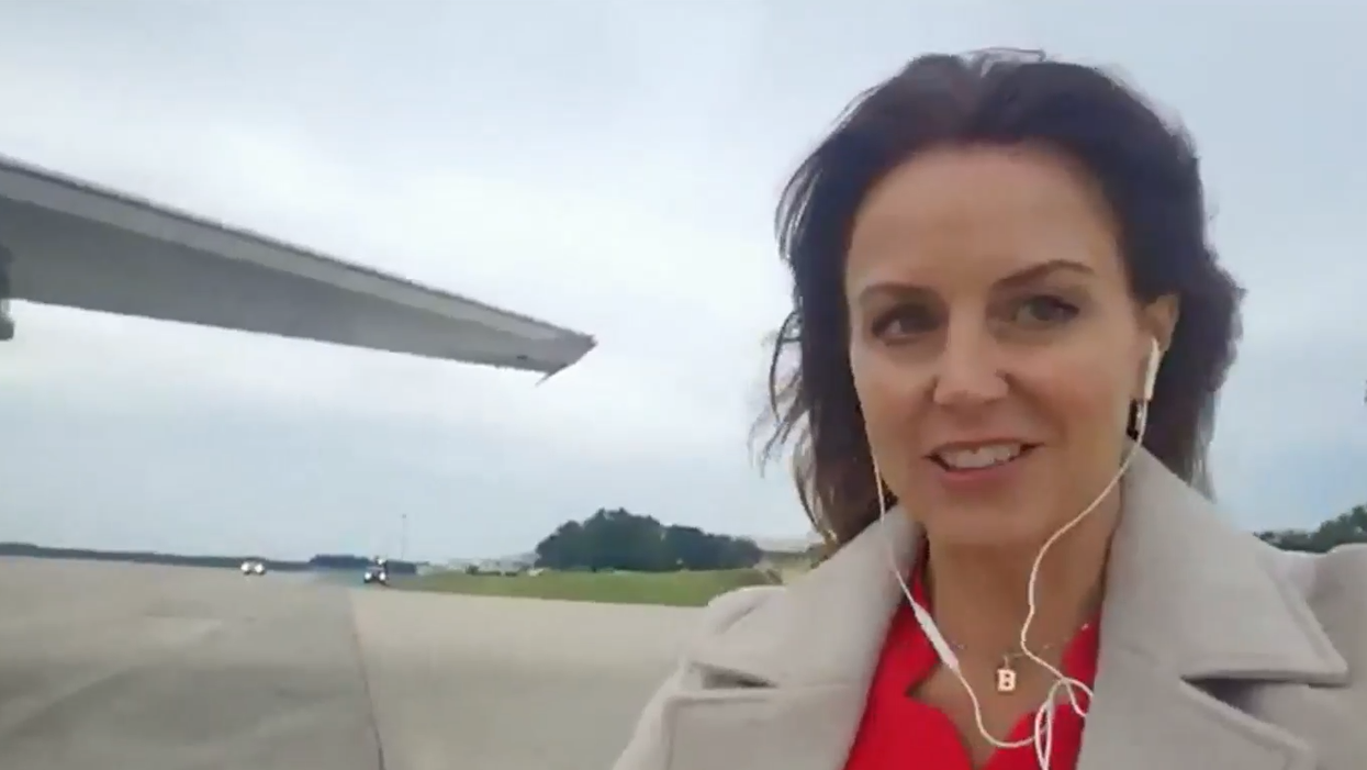 WATCH: Bev Turner prepares to board Air Force One with Do...