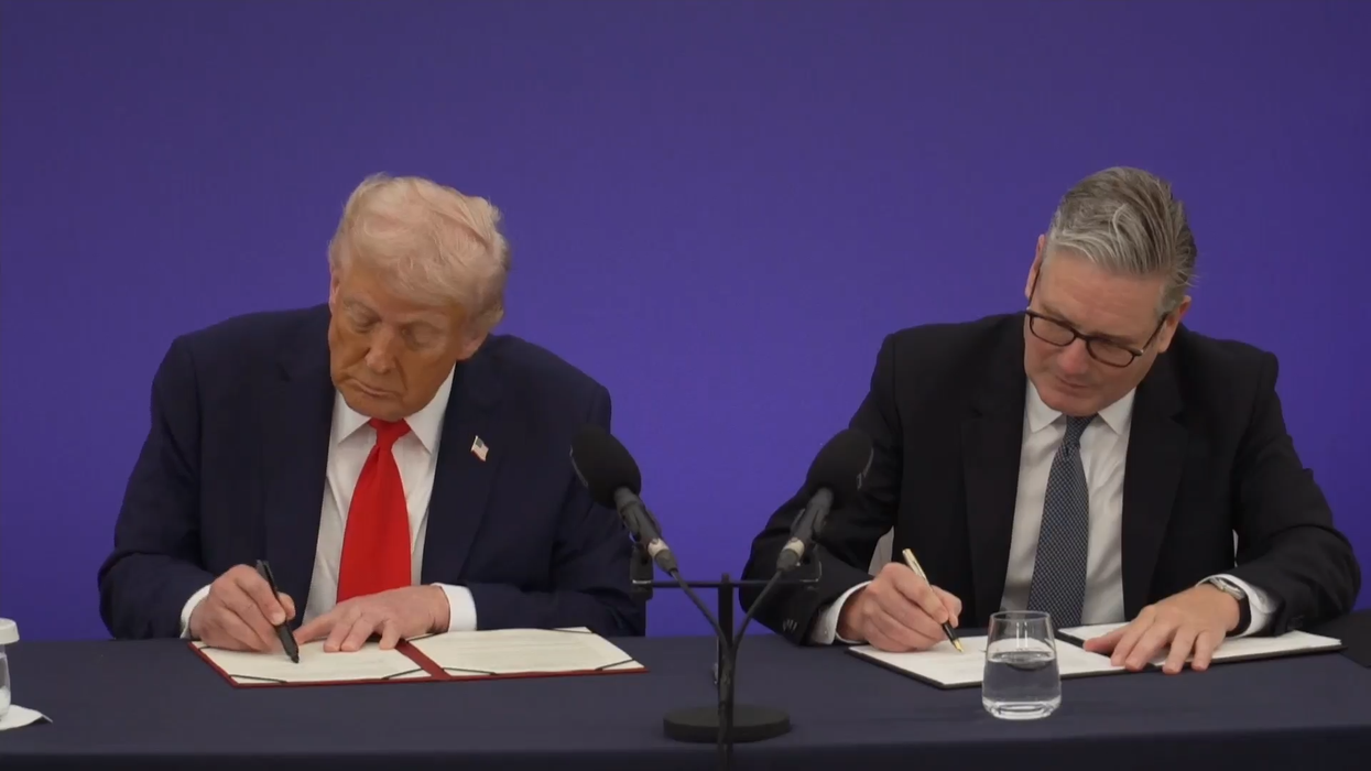 WATCH: Keir Starmer and Donald Trump sign histo...