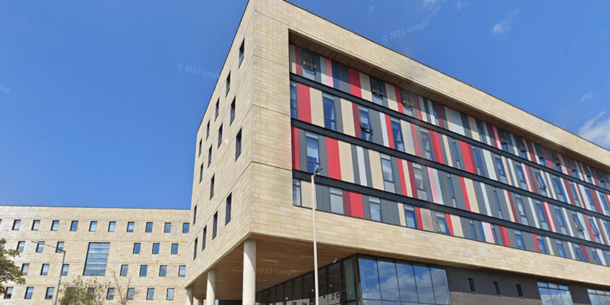 Bradford College incident: Armed man arrested in ‘racially-aggravated’ incident Bradford College incident: Armed man arrested in ‘racially-aggravated’ incident