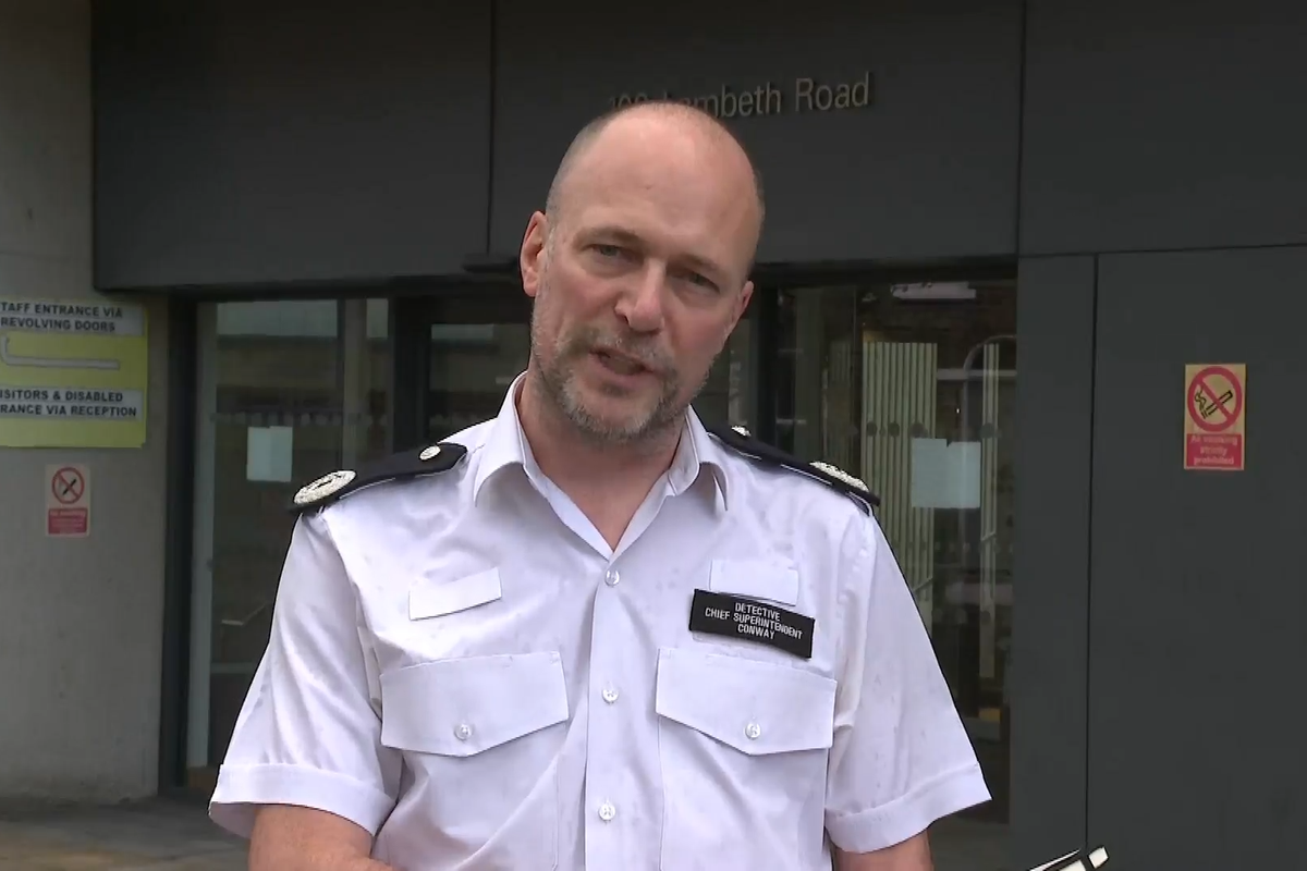 Metropolitan Police urges Epping migrant to ‘turn yourself in’ as force issues manhunt update